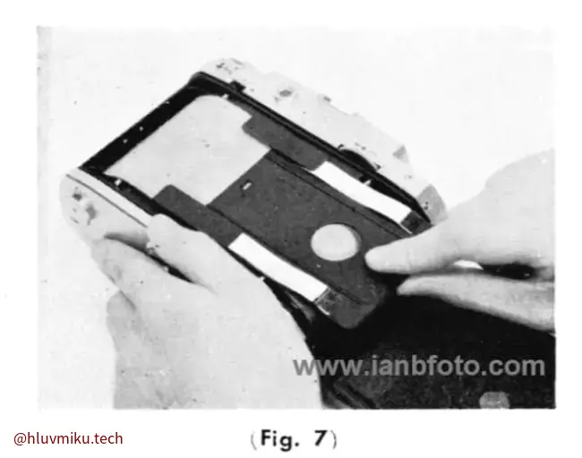 图7 — 压片板安装示意图